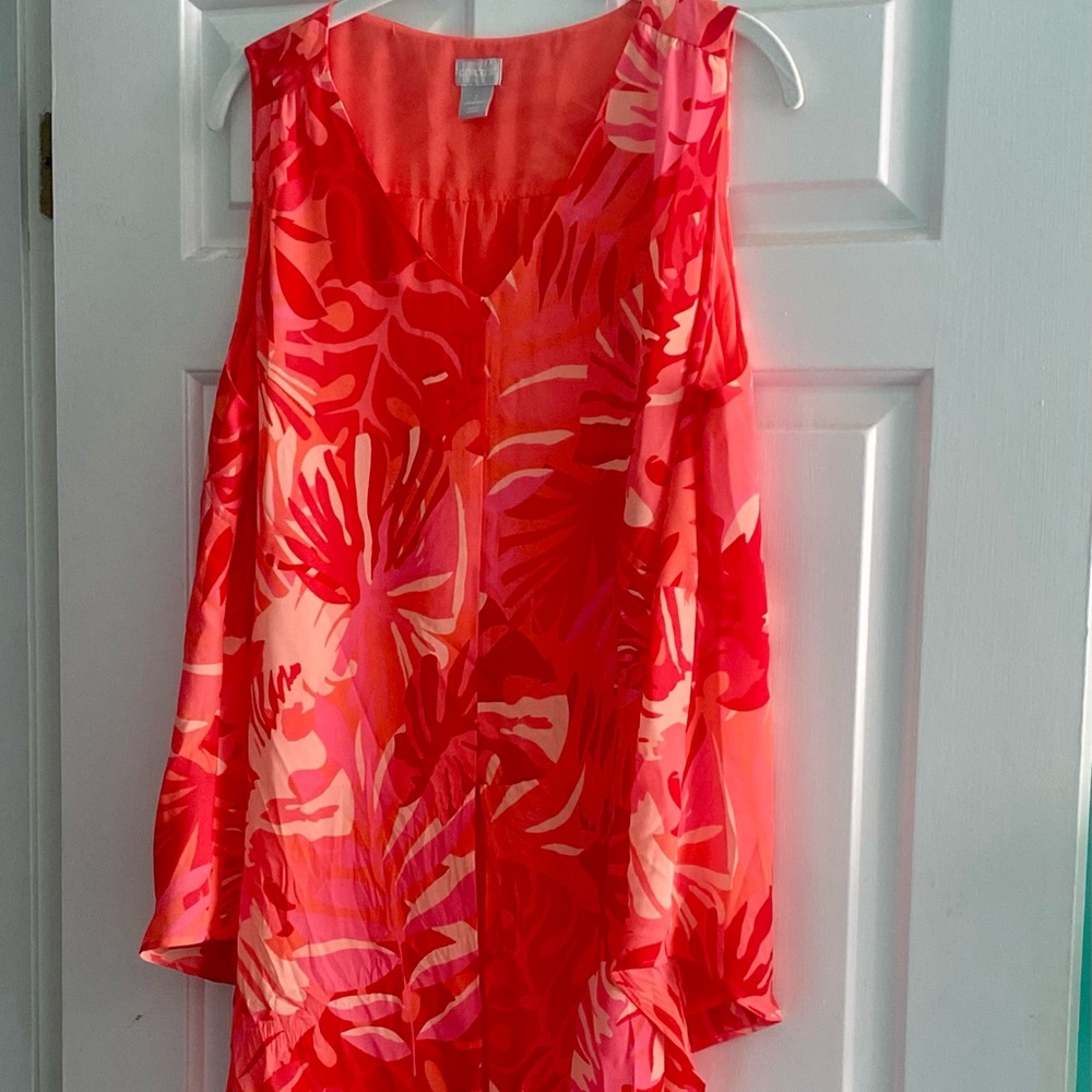 Chicos V-neck pullover sleeveless top